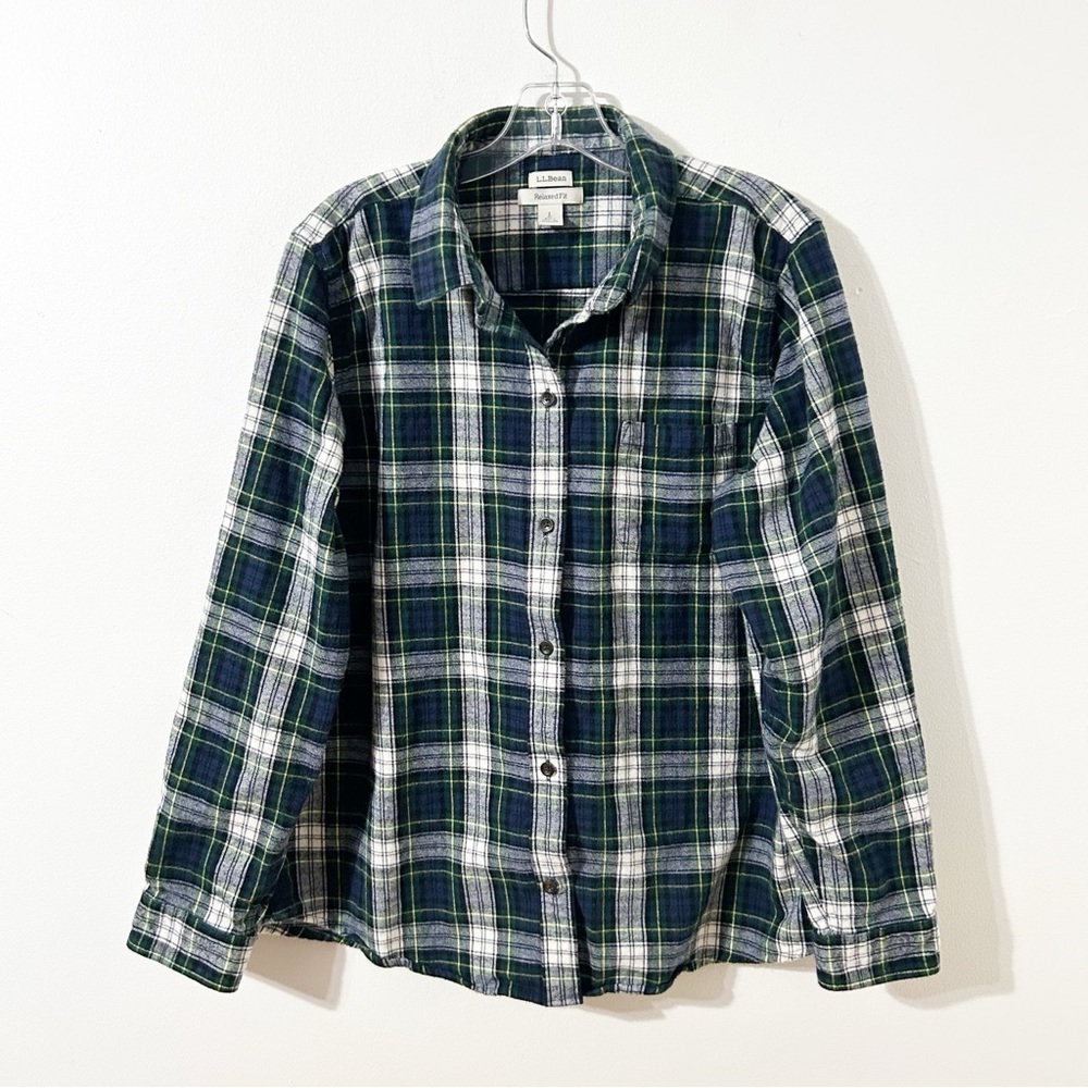 L.L. Bean Classic Green and Blue Tartan Cotton Plaid Flannel Button Down Shirt
